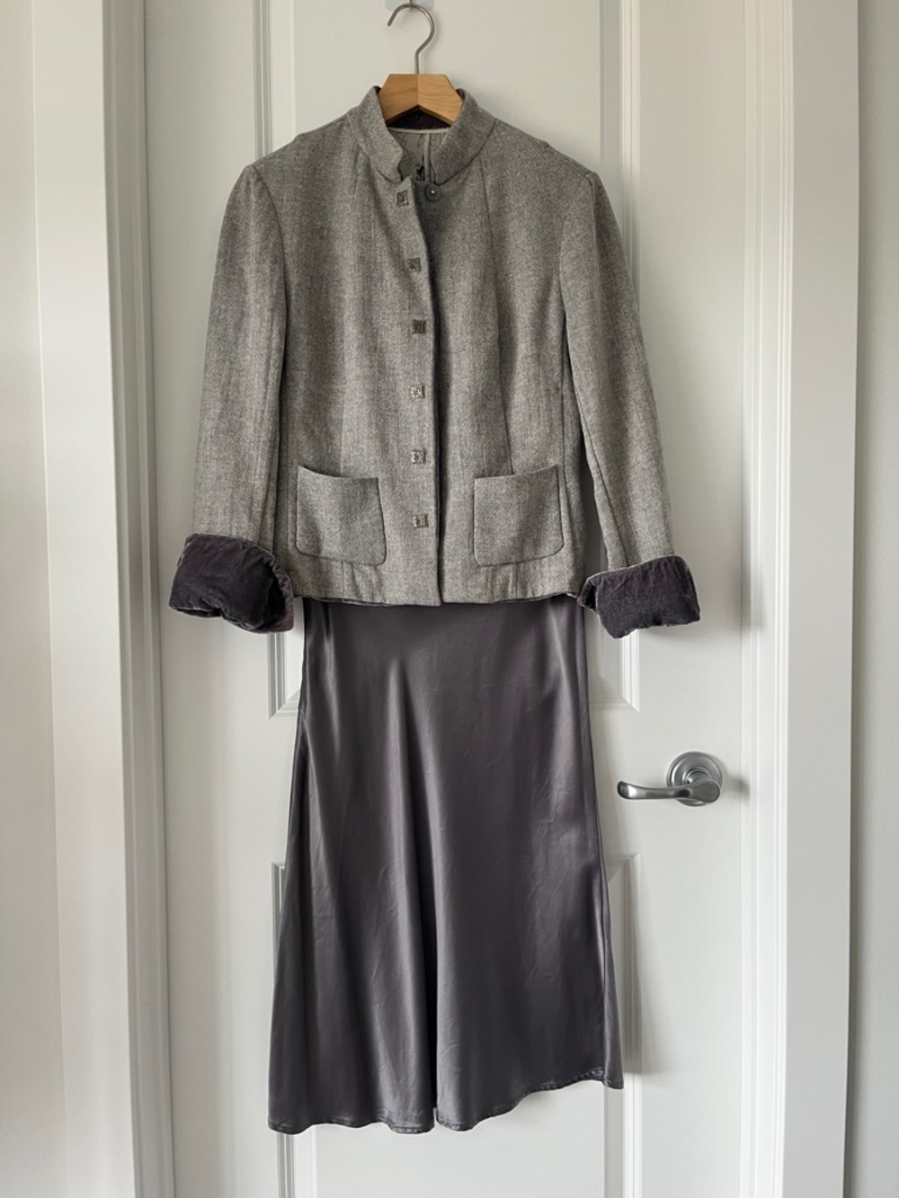 100% Wool & Silk ｜New Chinese Style Jacket Silk Iining Mandarin Collar XS–S